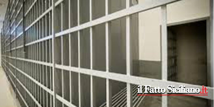 Sicilia. Due minori evadono dal carcere