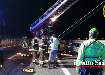 I tecnici del CNSAS e i militari del SAGF della GdF allertati per la scomparsa di un uomo originario di Giarre lo hanno ritrovato senza vita