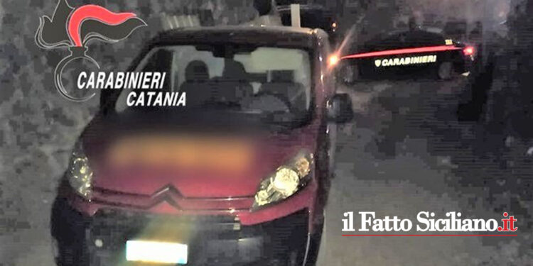 I CC di Gravina di Catania hanno denunciato un pregiudicato 36enne di San Pietro Clarenza per tentato furto in un cantiere