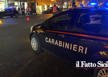 I CC di Milazzo nella provincia tirrenica messinese stanno eseguendo 12 arresti per spaccio di cocaina, crack, hashish e marijuana