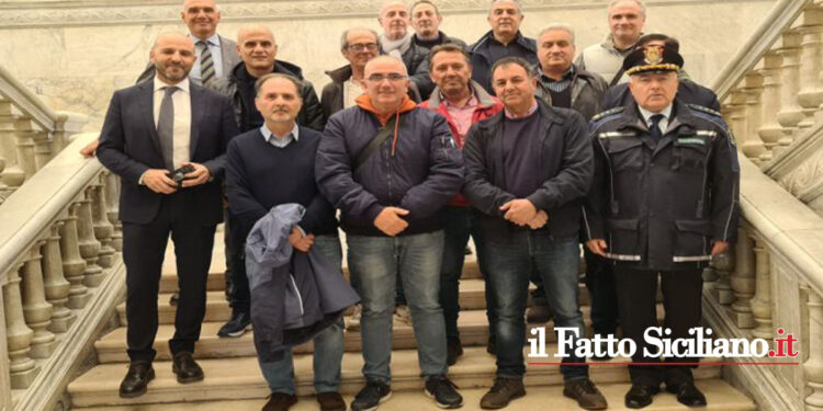 Potenziato il Corpo della Polizia Metropolitana di Messina, tredici operatori esperti in vigilanza firmano il contratto a tempo indeterminato