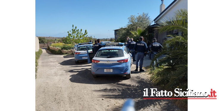 Il Commissariato di Lentini ha scoperto a Francofonte un bunker sotterraneo al quale si accedeva azionando un piatto doccia