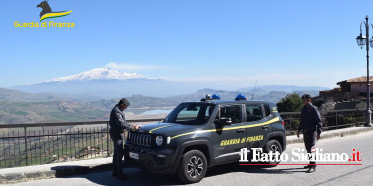 La GdF di Enna ha sequestrato nel Comune di Leonforte oltre 41.000 prodotti non sicuri fra oggettistica e articoli di ferramenta