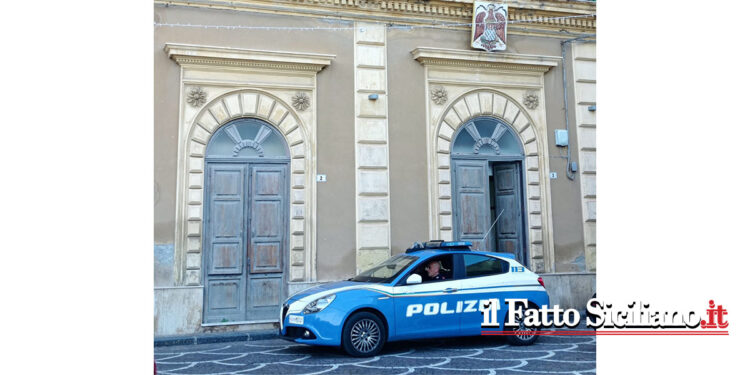Il Commissariato di Patti ha eseguito gli arresti domiciliari ad un 27enne per tentata estorsione, rissa e resistenza ai poliziotti