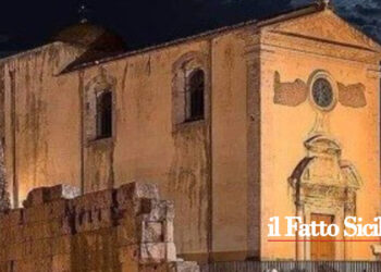 Forse è stata una candela lasciata accesa la notte di Pasqua all’origine dell’incendio nella chiesa di San Paolo Apostolo a Siracusa