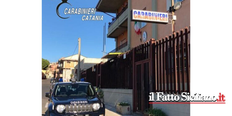 "Ama 'a mangiari tutti” diceva ai CC di Biancavilla il conoscente della signora alla quale aveva chiesto € 700 per riavere l’auto: arrestato