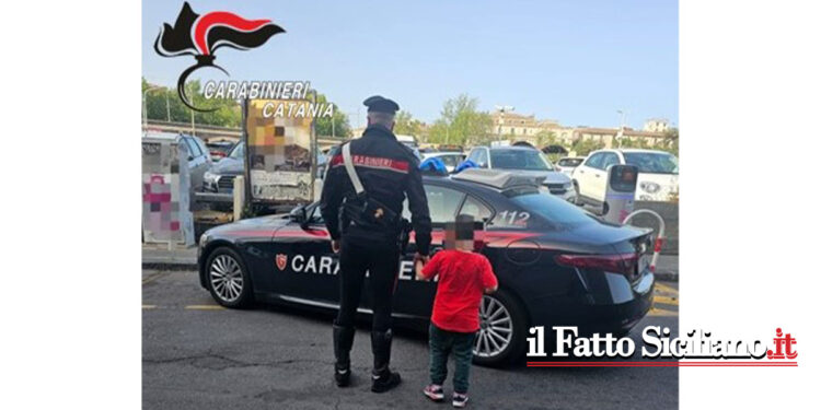 I CC del Radiomobile di Catania e del Reggimento a cavallo hanno ritrovato il bimbo che si era allontanato dai genitori