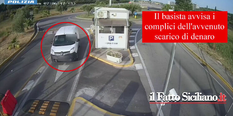 La Polizia di Stato ha eseguito 5 misure cautelari sgominando una banda dedita a rapina, furti e detenzione di droga ai fini di spaccio