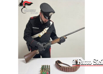 I CC di Militello in Val di Catania hanno denunciato due fratelli del posto di 48 e 67 anni, quest’ultimo con precedenti