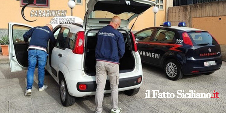 Denunciato dai CC di Gravina di Catania un catanese, incensurato: l’auto rubata era di una signora di Forza d’Agrò (ME)