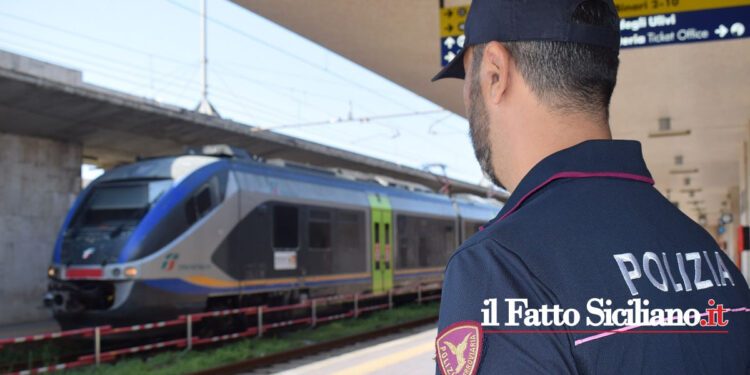 Arrestato dalla Polfer di Palermo un 30enne della provincia che uscito dagli uffici della Polizia ha cercato di rapinare una viaggiatrice