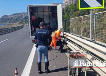 La Polizia Stradale di Messina nell’ambito delle disposizioni del Ministero dell’Interno ha sanzionato un cantiere sull’A18 Me-Ct