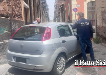 Tradotti in carcere dalla Polizia di Stato tre stranieri che avevano rapinato e picchiato un connazionale con handicap e un altro in difesa
