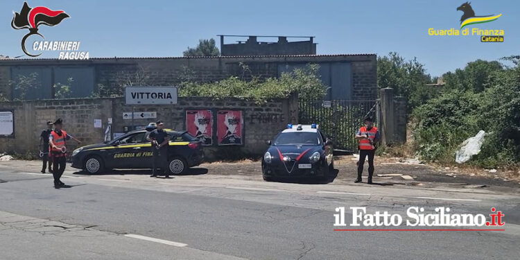 In corso un’operazione antimafia della GdF di Catania e dei CC di Ragusa per tentato omicidio, illecita concorrenza con minaccia o violenza