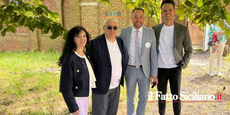 Sabato 29 giugno è stata presentata a Namur la lista a sostegno di Maxime Prevrôt candidato Bourgmestre alle elezioni in Belgio del 13 ottobre