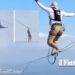 L’impresa è dell’atleta estone Jaan Roose che ha valicato lo Stretto di Messina su un ponte fatto di una fune lunga 3600 metri