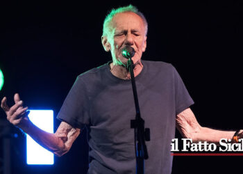 Grande successo per il concerto di Roberto Vecchioni a Finale Pollina (PA)