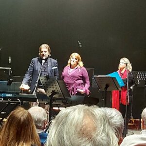 L'associazione "Convegni di Cultura Maria Cristina di Savoia" di Catania ha organizzato a Sant'Agata li Battiati un concerto benefico di Natale per la pediatria del Policlinico etneo