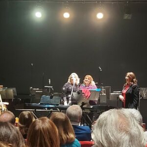 L'associazione "Convegni di Cultura Maria Cristina di Savoia" di Catania ha organizzato a Sant'Agata li Battiati un concerto benefico di Natale per la pediatria del Policlinico etneo