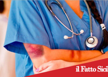Sicilia. Paziente aggredisce infermiera e rompe la mano a OSS