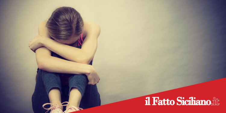 Catania. Donna tenta il suicidio, salvata dagli agenti di polizia