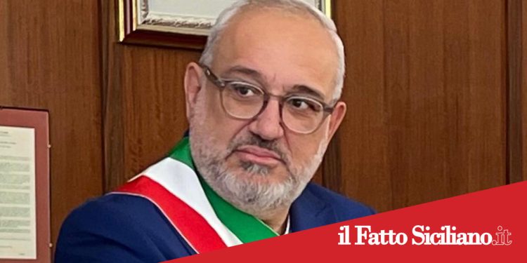 Adrano. Lettera anonima intimidatoria a casa del Sindaco Fabio Mancuso
