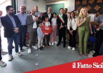 Belpasso, donati dai fratelli Motta tre defibrillatori alle scuole