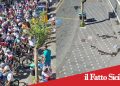 Zafferana, Granfondo: Ciclisti orinano in piazza davanti ai bambini