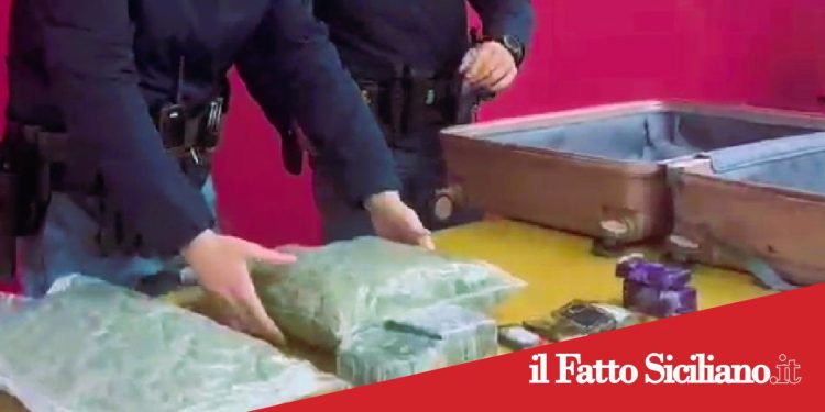 Gela.3,5 kg di droga in una valigia.Arrestato un 25enne