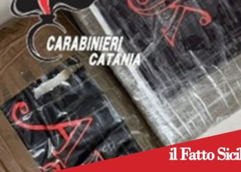 Catania. Corre sulla S.S. 121 con oltre due chili di cocaina sotto il sedile
