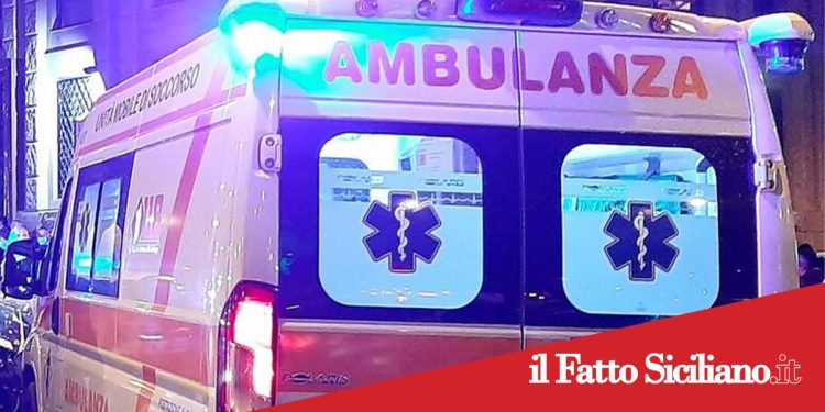 Scuolabus si scontra con un’auto: 19 feriti tra cui 14 bambini