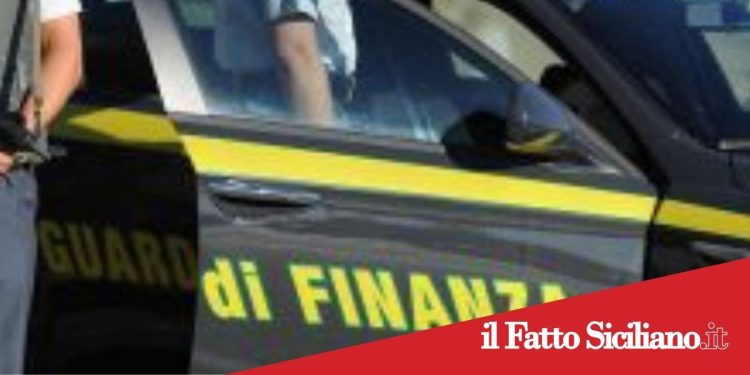 Catania .Maxi blitz antidroga “Abisso”: 15 arresti