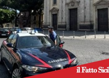 Paternò, vende cocaina in pieno centro: incastrato 24enne