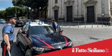 Paternò, vende cocaina in pieno centro: incastrato 24enne
