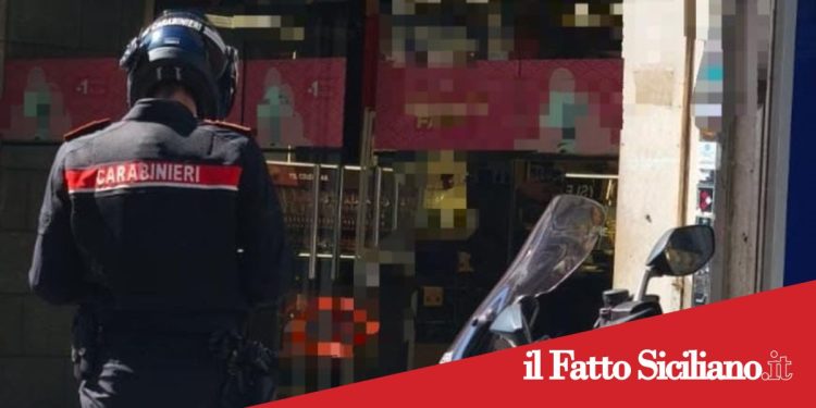 Catania. Rubano scarpe in via Etnea: 2 denunciati