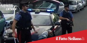 Mascalucia. Studente va a scuola con un coltello nello zaino: denunciato