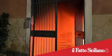 Catania. Condominio in fiamme. Anziani salvati dagli agenti di polizia