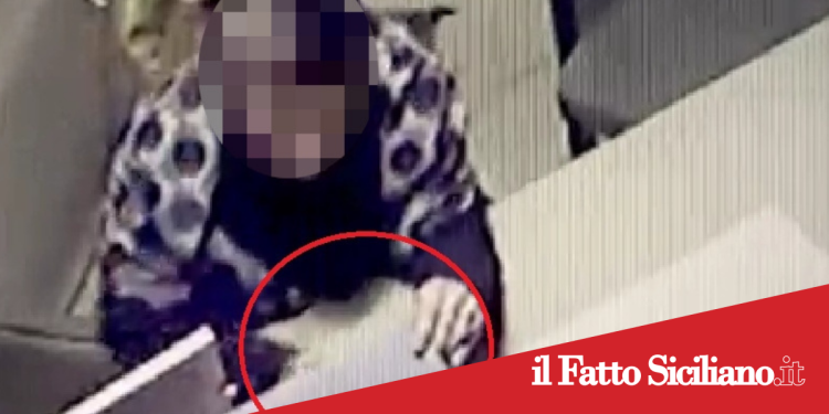 Catania .Furti in 2 gioiellerie del centro .Denunciata .