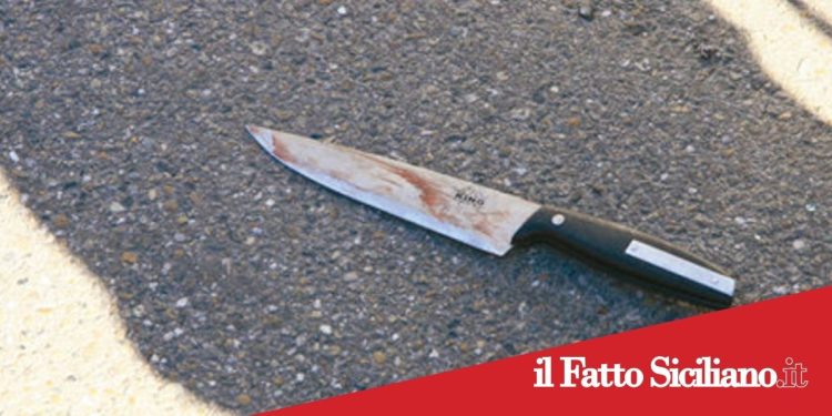 Uomo accoltellato al petto. Arrestati padre e due figli