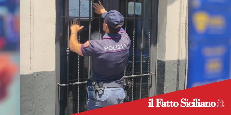 Catania .Sospese attività di un bar e un centro scommesse