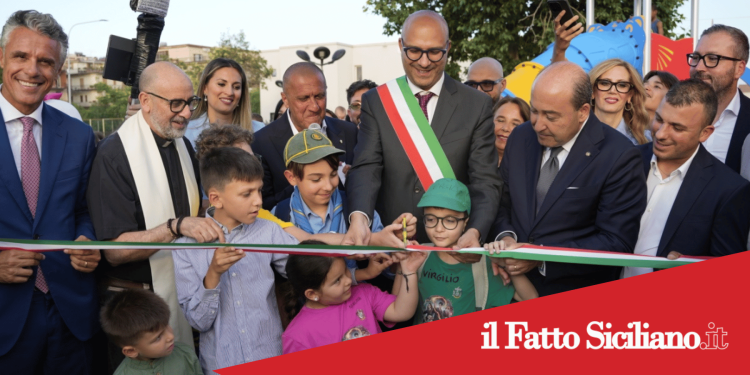 Biancavilla. Inaugurata la nuova piazza Falcone e Borsellino
