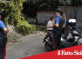 Catania.Donna tenta di lanciarsi dal cavalcavia, tratta in salvo