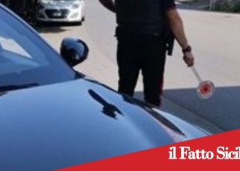 Bronte (CT).Fugge a tutta velocità nel centro: 24enne arrestato