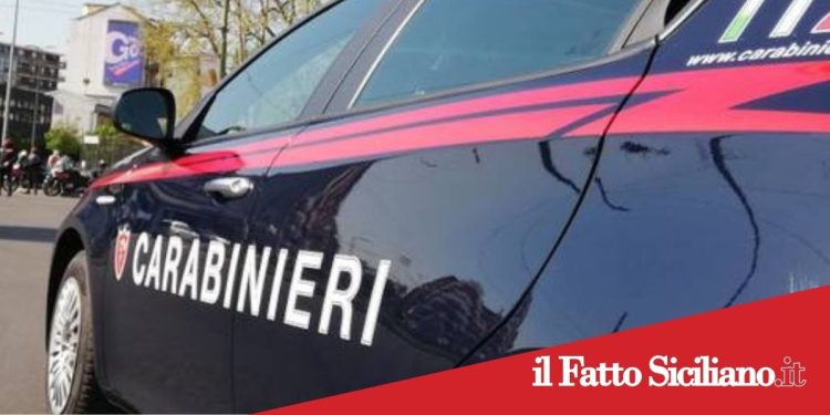 Prov.di Catania .Ladro accoltellato dal padrone di casa mentre rubava