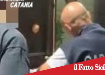 Aci Castello. Lavoro in nero e irregolarità in 2 strutture ricettive : 2 imprenditori denunciati
