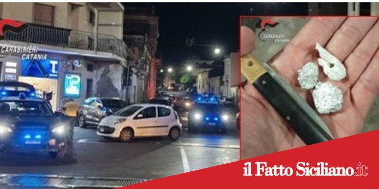 Prov Catania. 23enne in giro armato di coltello