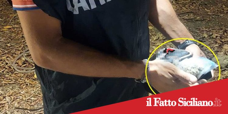 Catania. Nascondeva la droga sul tetto del chiosco. Arrestato 31enne