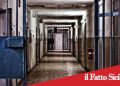 Carcere di Catania, scontri tra gruppi rivali: sequestrasti 15 cellulari