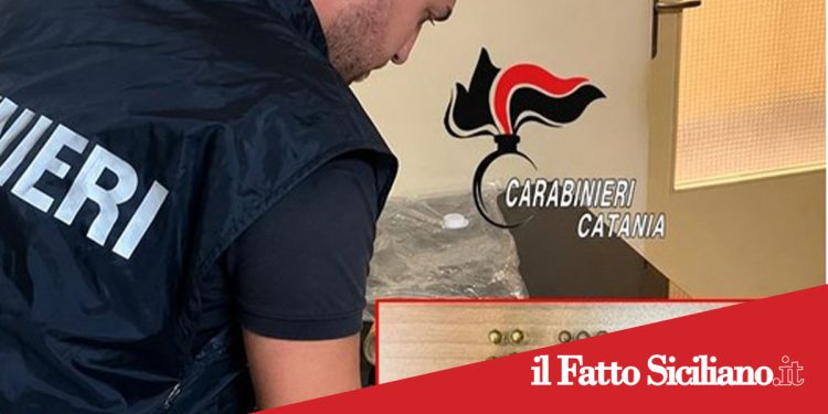 Catania. 21enne teneva in casa una pistola modificata. Arrestato
