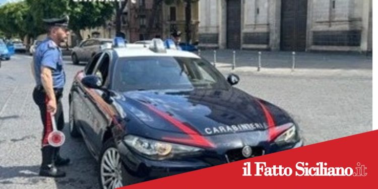 Paternò, violenza e minaccia a pubblico ufficiale: denunciata una 18enne